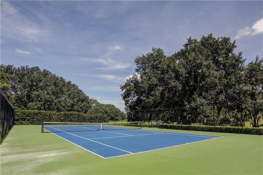 Active With Contract: $485,000 (4 beds, 2 baths, 1759 Square Feet)