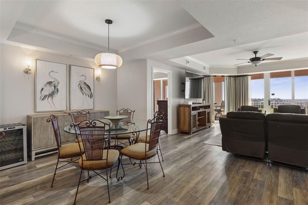 For Sale: $729,000 (3 beds, 3 baths, 1676 Square Feet)