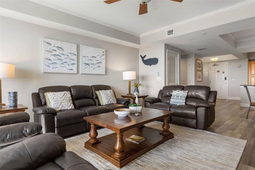 For Sale: $729,000 (3 beds, 3 baths, 1676 Square Feet)