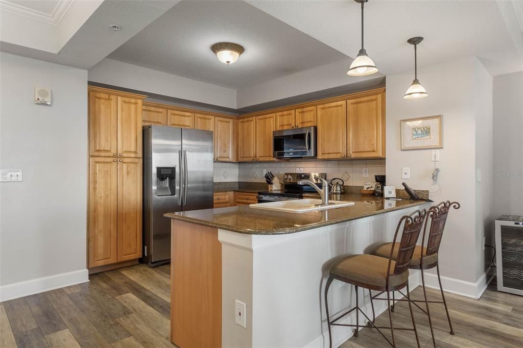 For Sale: $729,000 (3 beds, 3 baths, 1676 Square Feet)