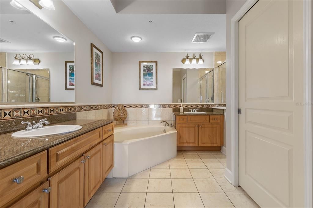 For Sale: $729,000 (3 beds, 3 baths, 1676 Square Feet)