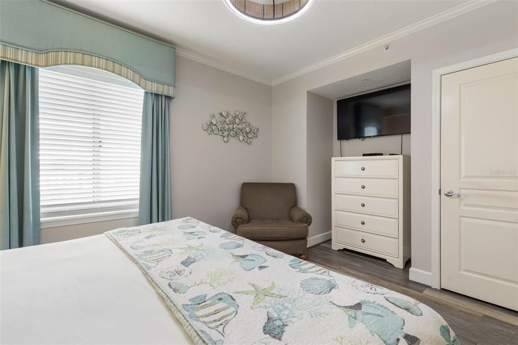 For Sale: $729,000 (3 beds, 3 baths, 1676 Square Feet)