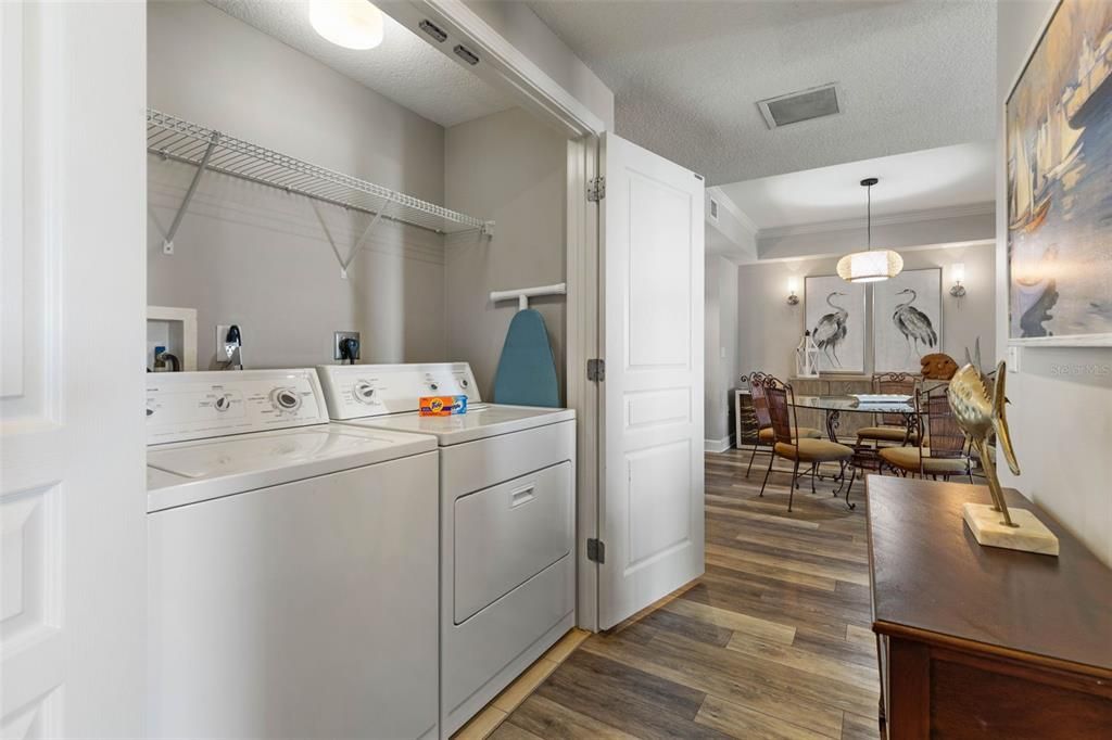 For Sale: $729,000 (3 beds, 3 baths, 1676 Square Feet)