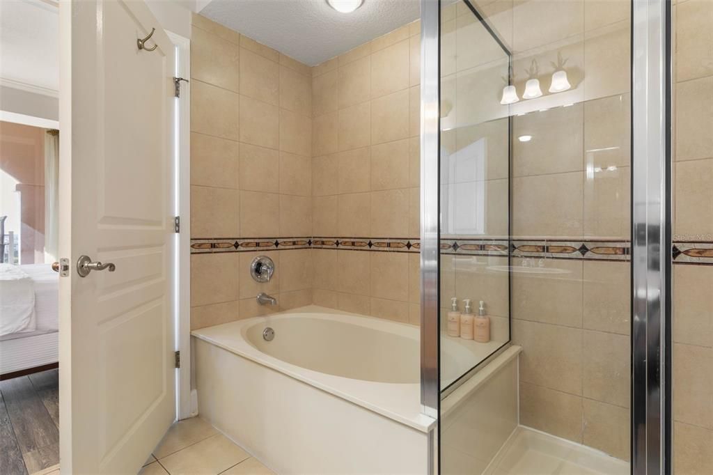 For Sale: $729,000 (3 beds, 3 baths, 1676 Square Feet)