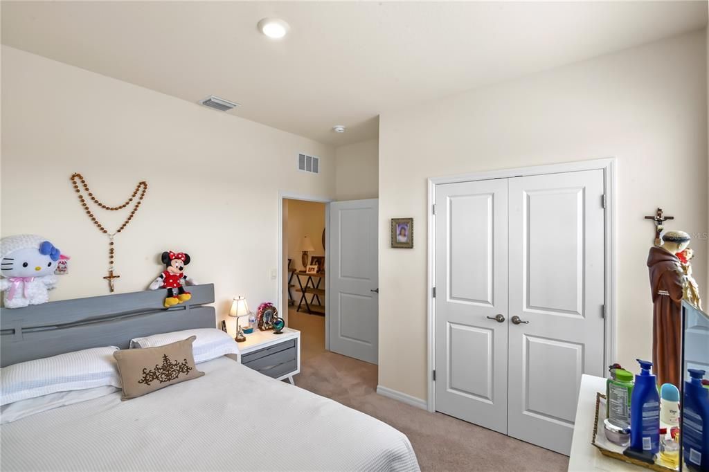 В аренду: $2,100 (3 спален, 2 ванн, 1813 Квадратных фут)