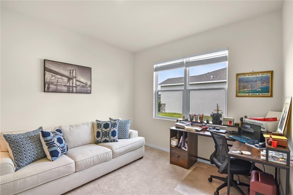 В аренду: $2,100 (3 спален, 2 ванн, 1813 Квадратных фут)