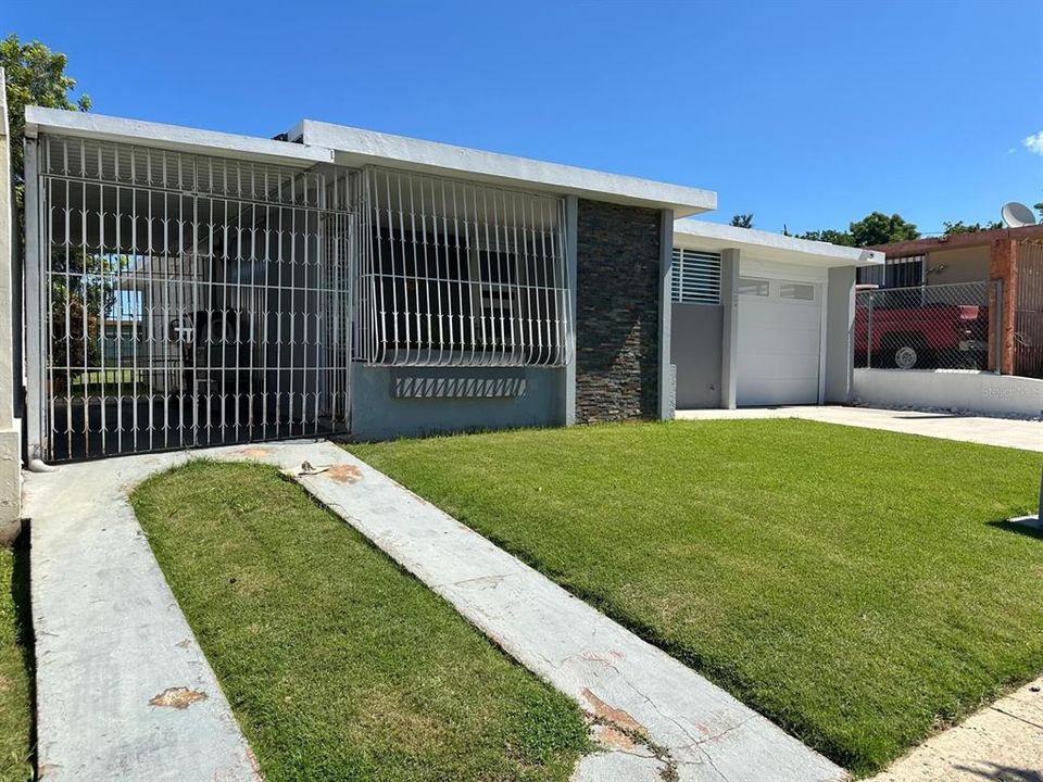 Recently Sold: $235,000 (3 beds, 2 baths, 4273 Square Feet)