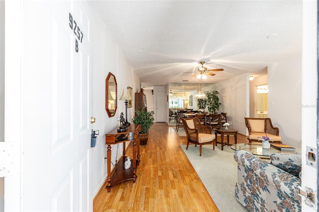 For Sale: $189,900 (2 beds, 2 baths, 1748 Square Feet)