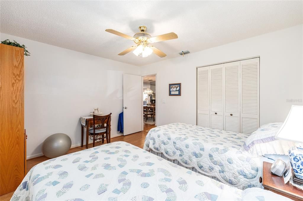 For Sale: $189,900 (2 beds, 2 baths, 1748 Square Feet)