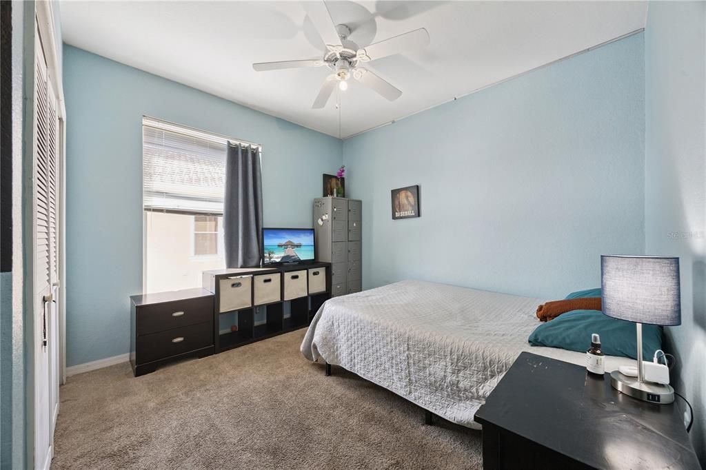 For Sale: $259,000 (4 beds, 2 baths, 1372 Square Feet)