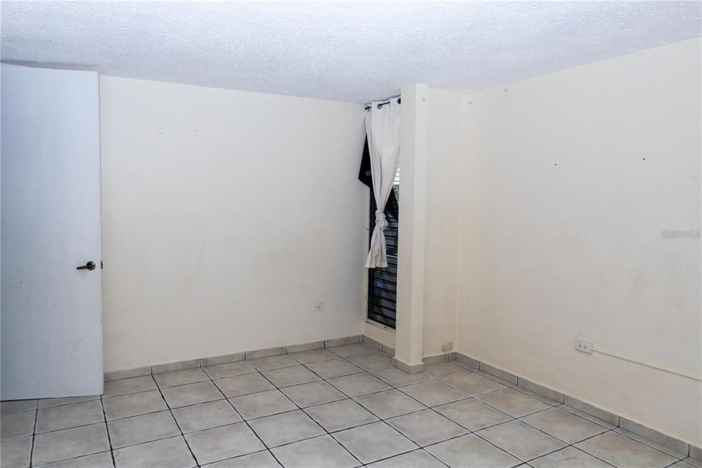 For Sale: $500,000 (4 beds, 2 baths, 0 Square Feet)