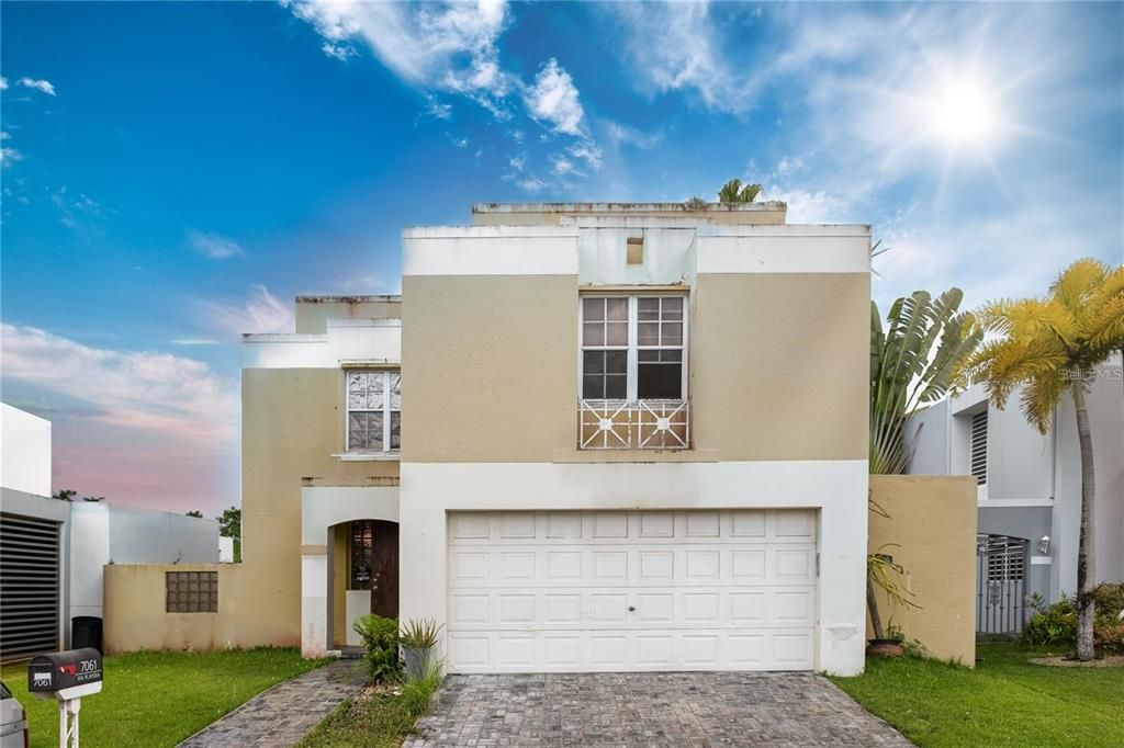 For Sale: $500,000 (4 beds, 2 baths, 0 Square Feet)