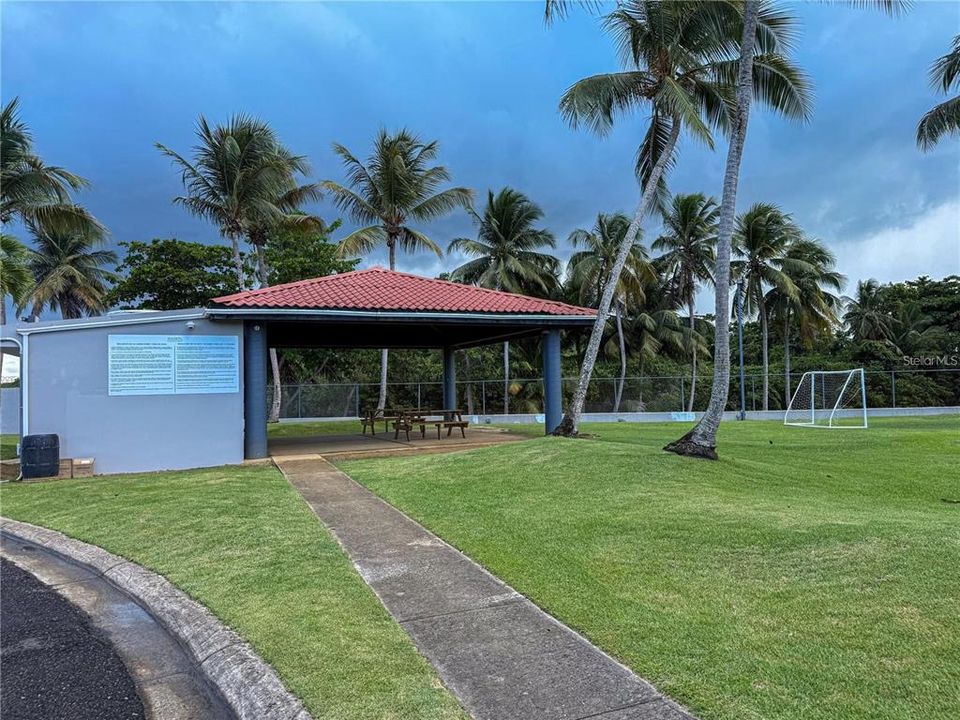 For Sale: $500,000 (4 beds, 2 baths, 0 Square Feet)