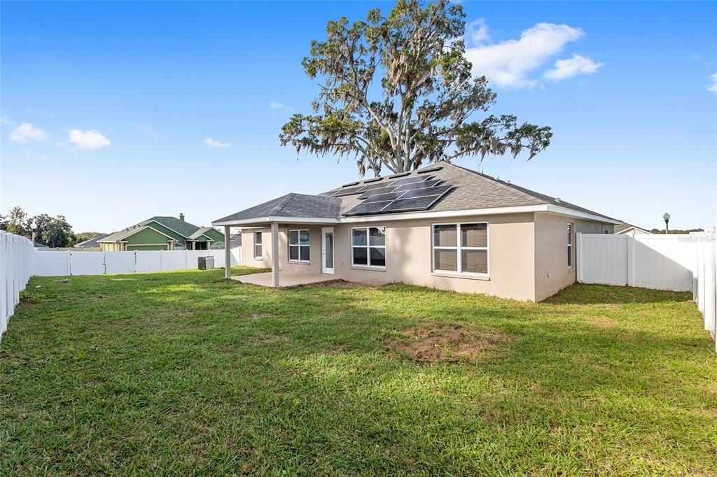 For Sale: $349,900 (4 beds, 2 baths, 1763 Square Feet)