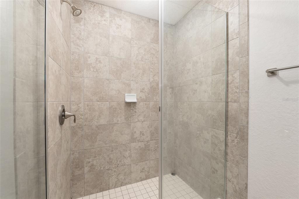 For Sale: $349,900 (4 beds, 2 baths, 1763 Square Feet)