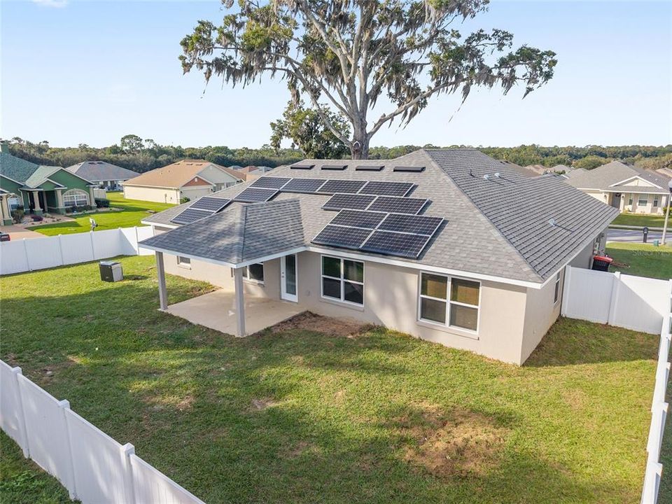 For Sale: $349,900 (4 beds, 2 baths, 1763 Square Feet)