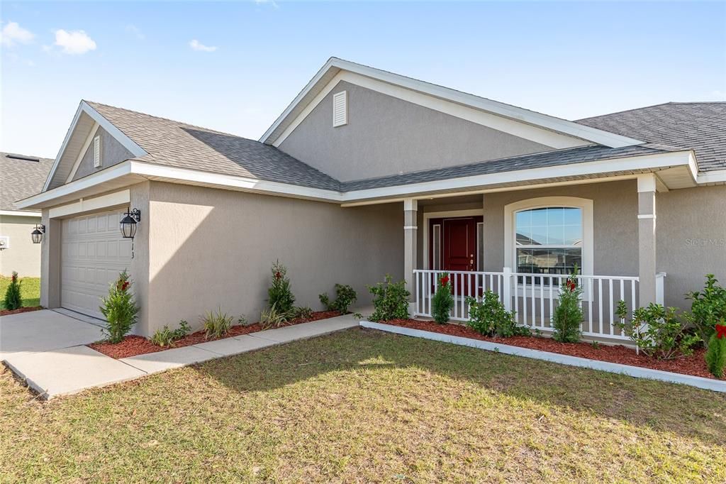 For Sale: $349,900 (4 beds, 2 baths, 1763 Square Feet)