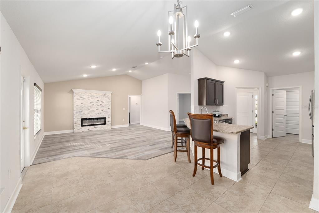 For Sale: $349,900 (4 beds, 2 baths, 1763 Square Feet)