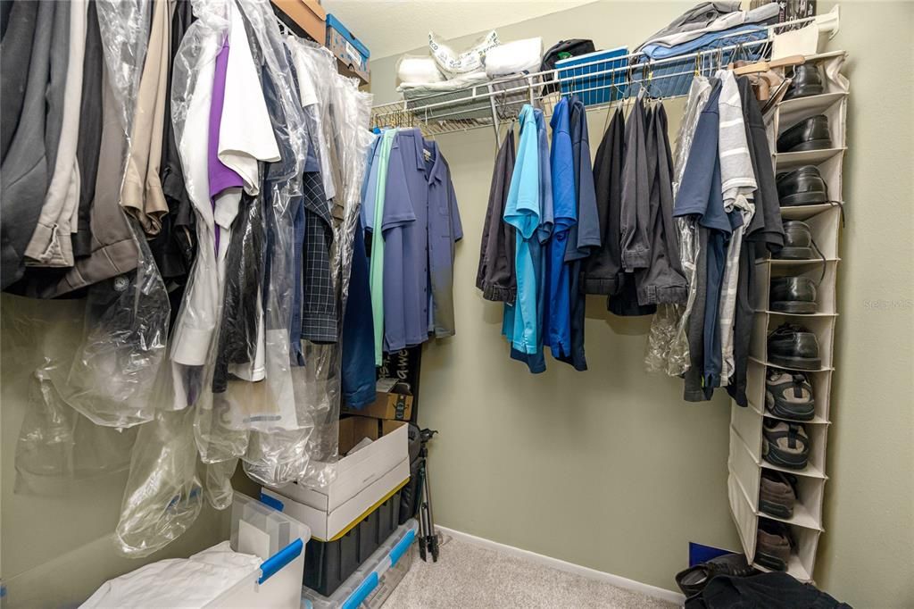 For Sale: $196,000 (2 beds, 2 baths, 1095 Square Feet)