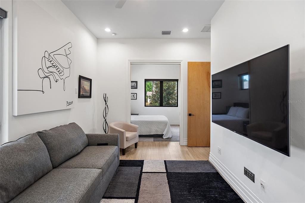 待售: $1,450,000 (4 贝兹, 3 浴室, 2442 平方英尺)