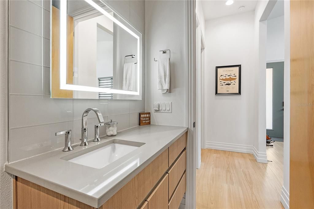 待售: $1,450,000 (4 贝兹, 3 浴室, 2442 平方英尺)