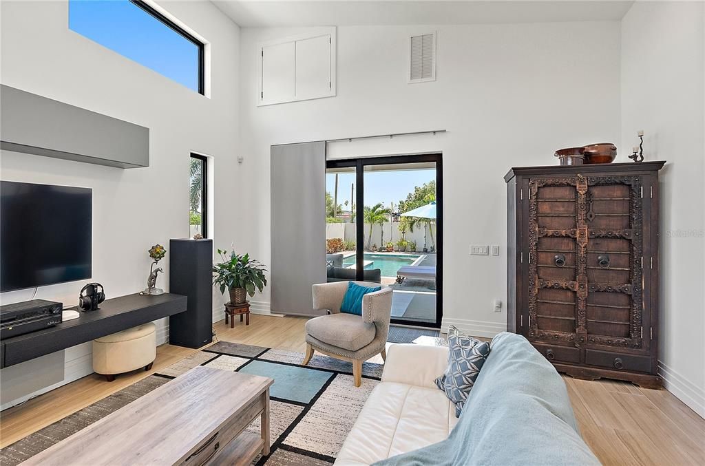 待售: $1,450,000 (4 贝兹, 3 浴室, 2442 平方英尺)