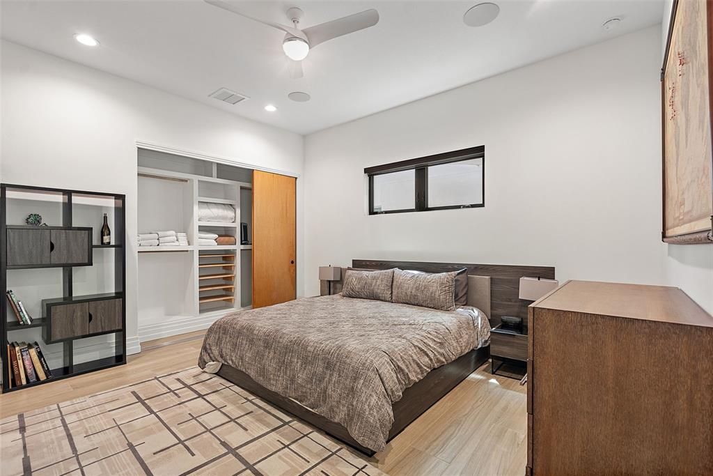 待售: $1,450,000 (4 贝兹, 3 浴室, 2442 平方英尺)