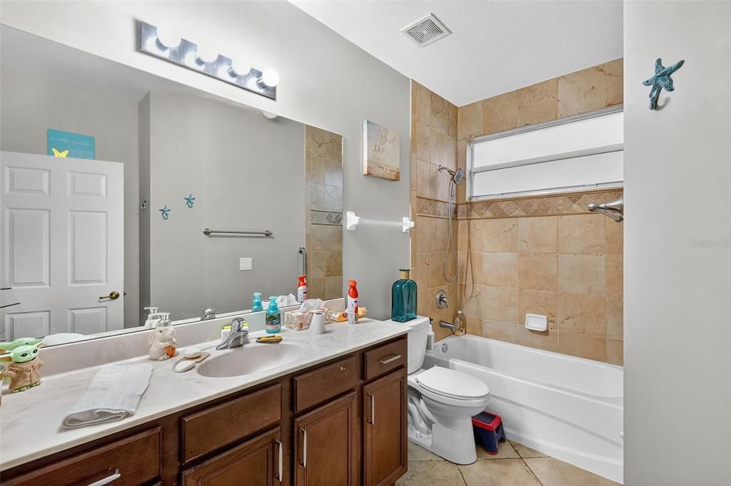 For Sale: $525,000 (3 beds, 3 baths, 2710 Square Feet)