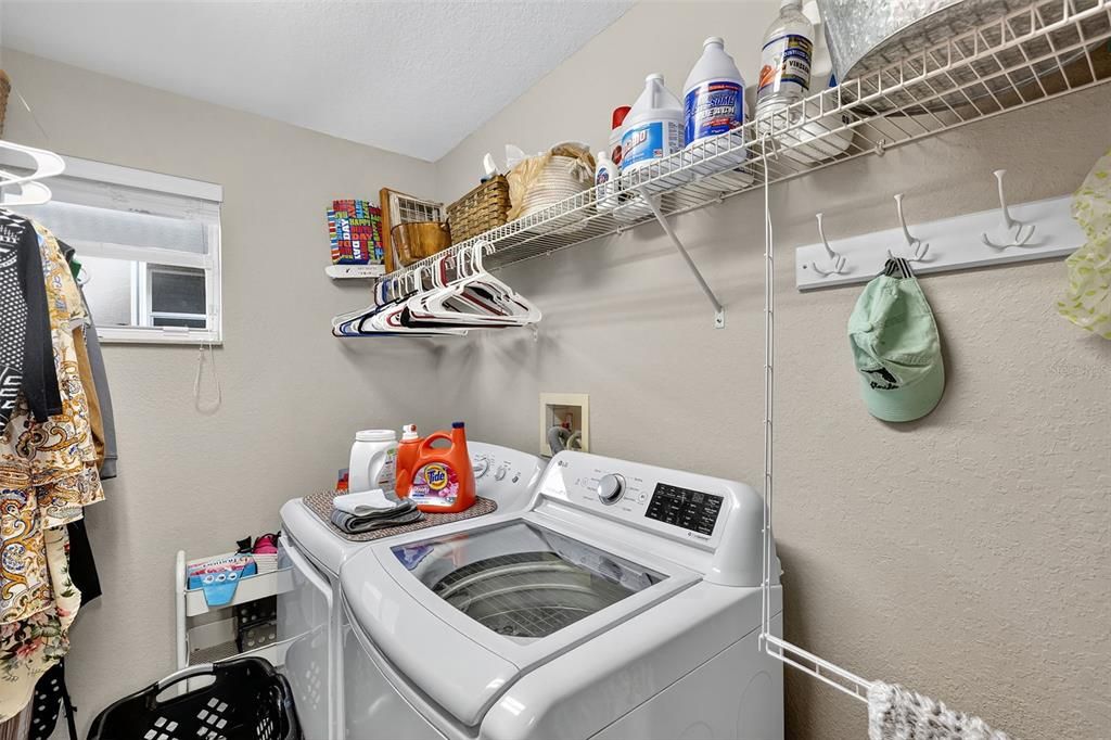 For Sale: $525,000 (3 beds, 3 baths, 2710 Square Feet)