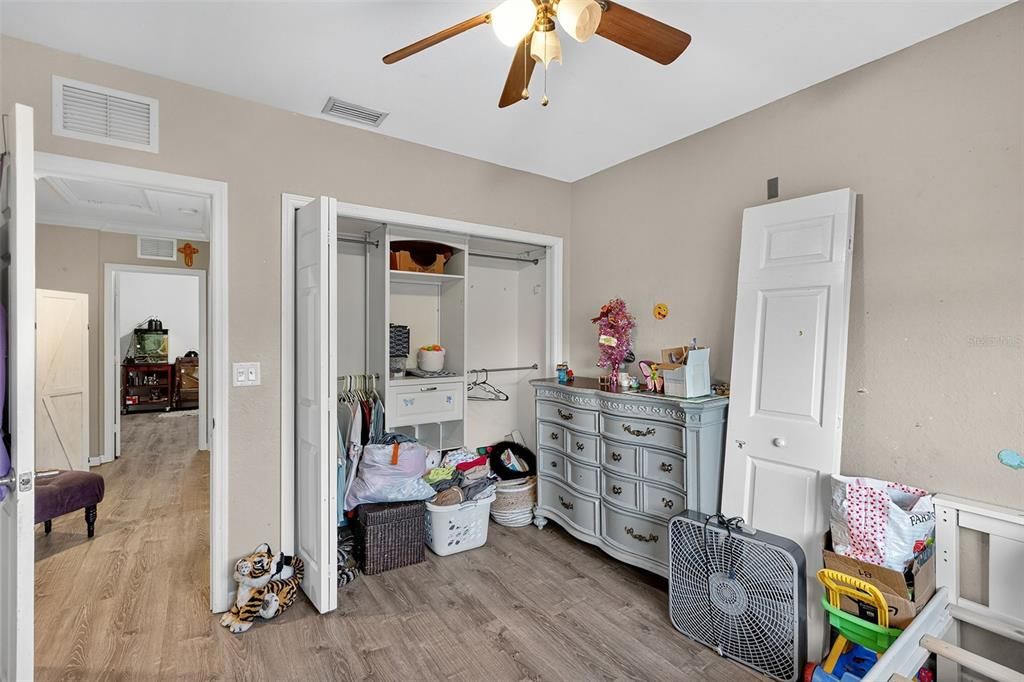 For Sale: $525,000 (3 beds, 3 baths, 2710 Square Feet)