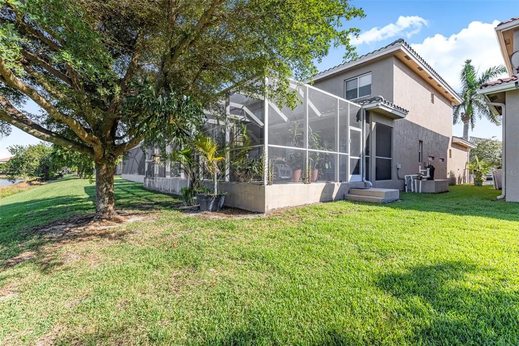 For Sale: $525,000 (3 beds, 3 baths, 2710 Square Feet)