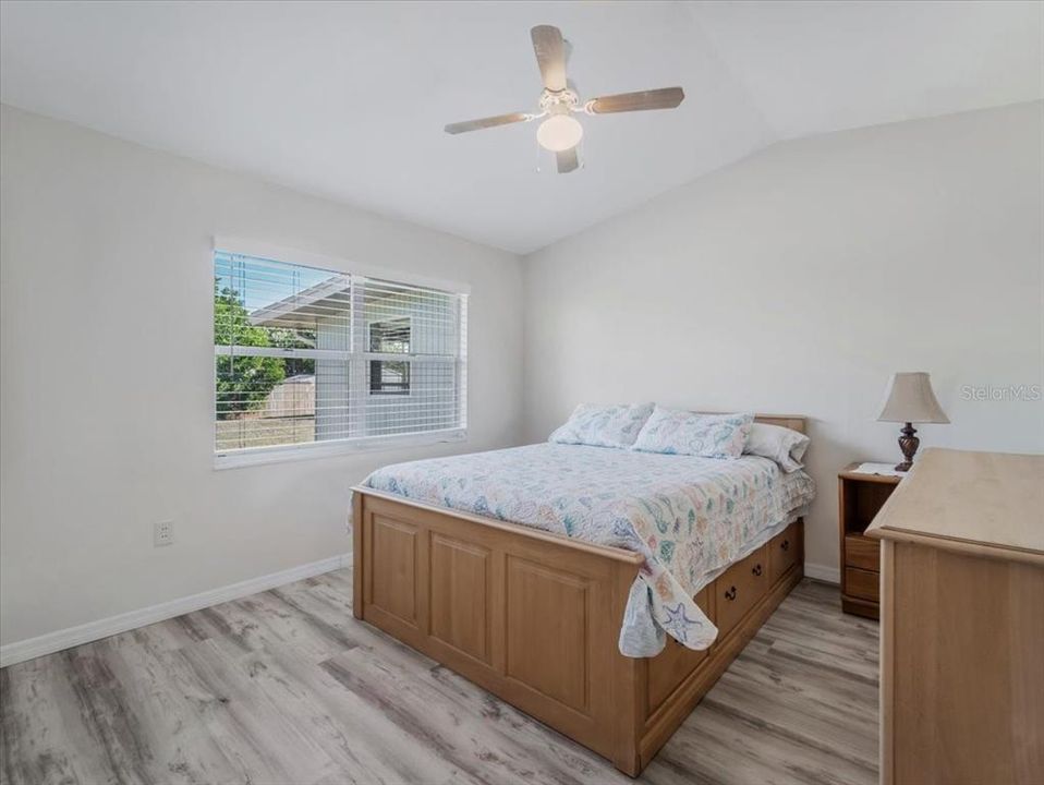 For Sale: $236,000 (3 beds, 2 baths, 1666 Square Feet)