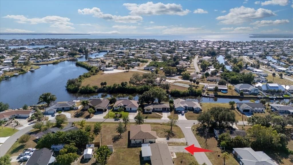 For Sale: $236,000 (3 beds, 2 baths, 1666 Square Feet)