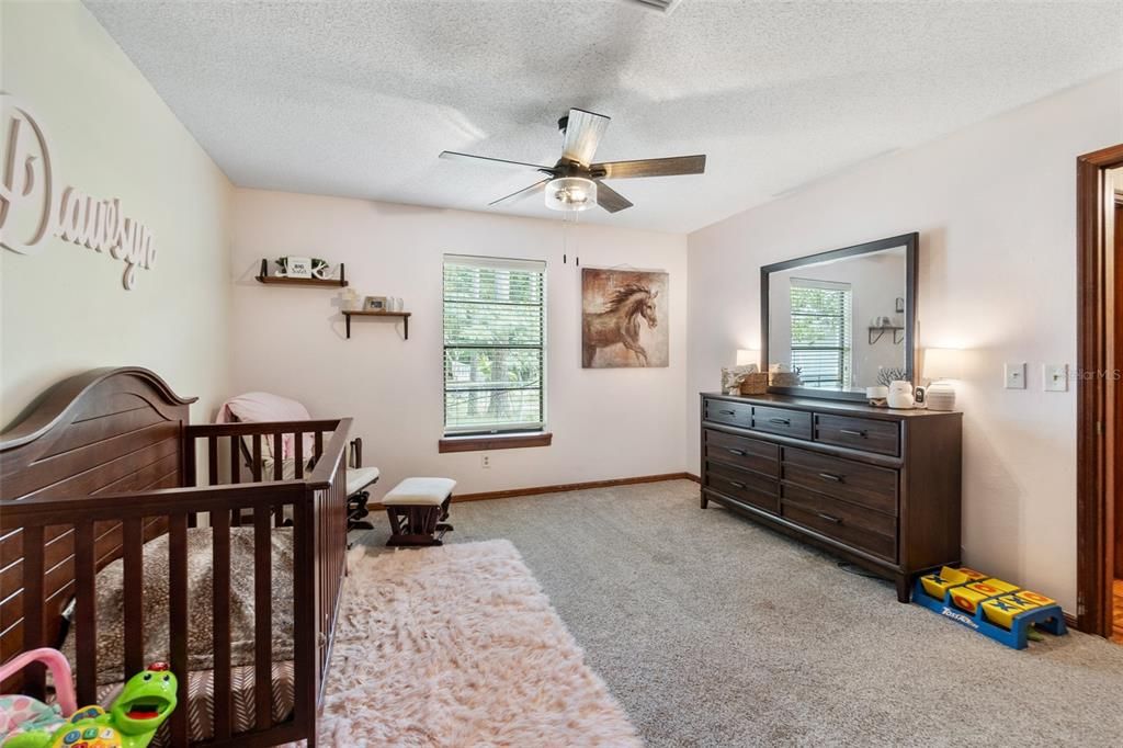 For Sale: $420,000 (3 beds, 2 baths, 1749 Square Feet)