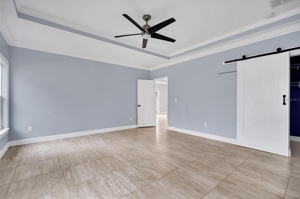 Active With Contract: $550,000 (5 beds, 4 baths, 3088 Square Feet)