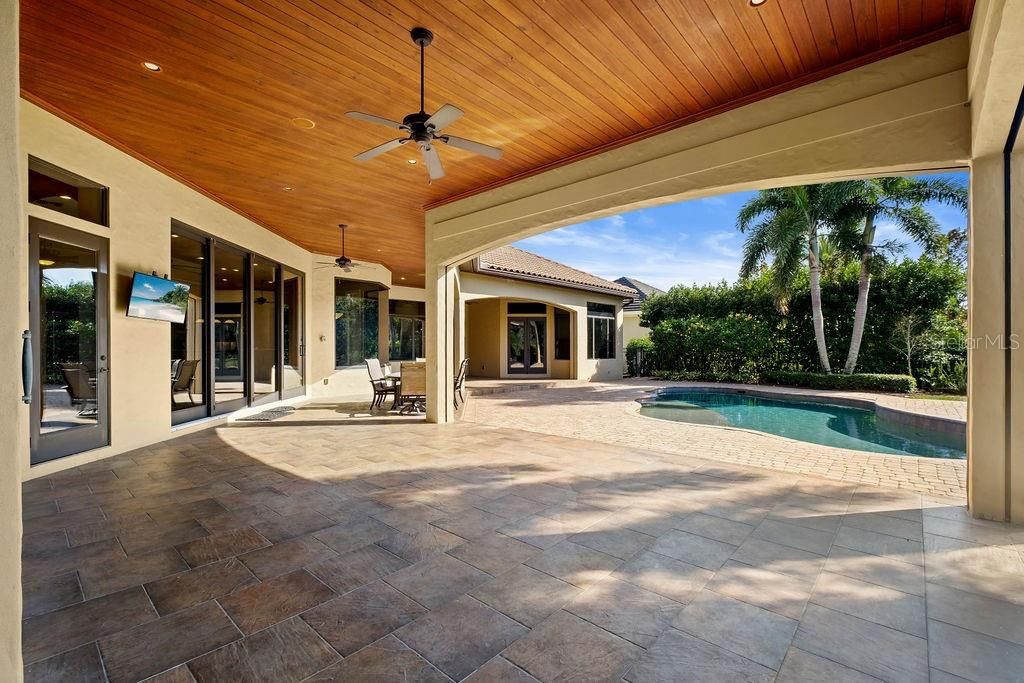 For Sale: $3,500,000 (4 beds, 4 baths, 4676 Square Feet)