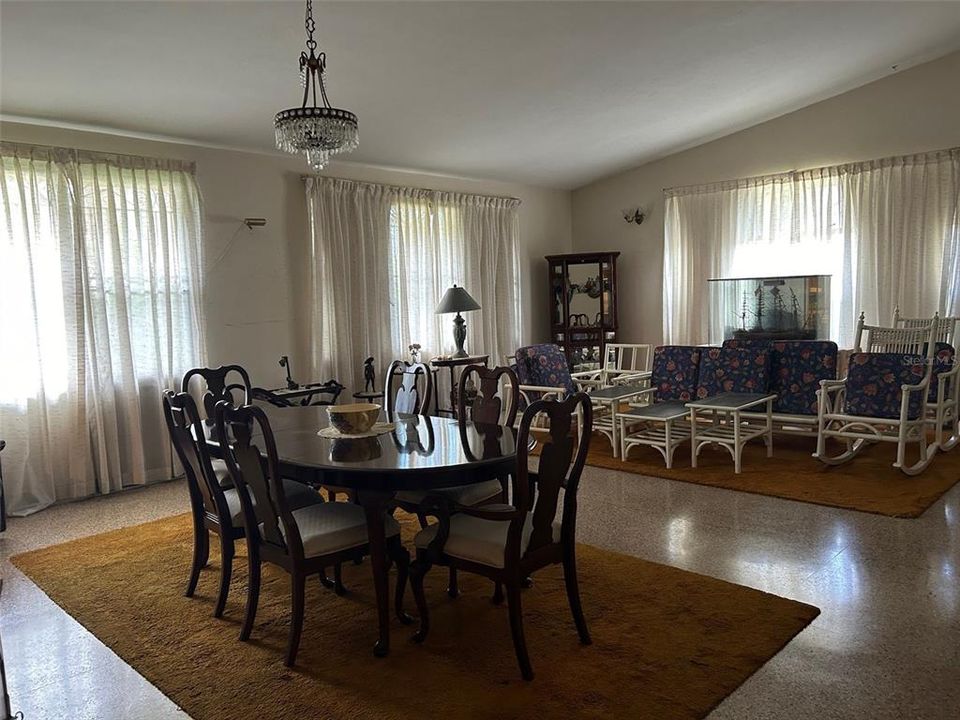 На продажу: $1,350,000 (4 спален, 4 ванн, 3118 Квадратных фут)