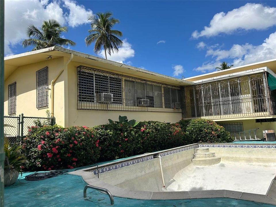 На продажу: $1,350,000 (4 спален, 4 ванн, 3118 Квадратных фут)