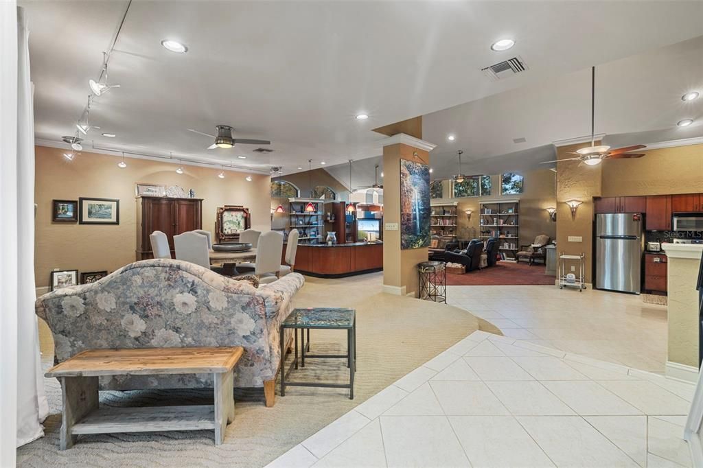 待售: $2,900,000 (5 贝兹, 4 浴室, 5661 平方英尺)