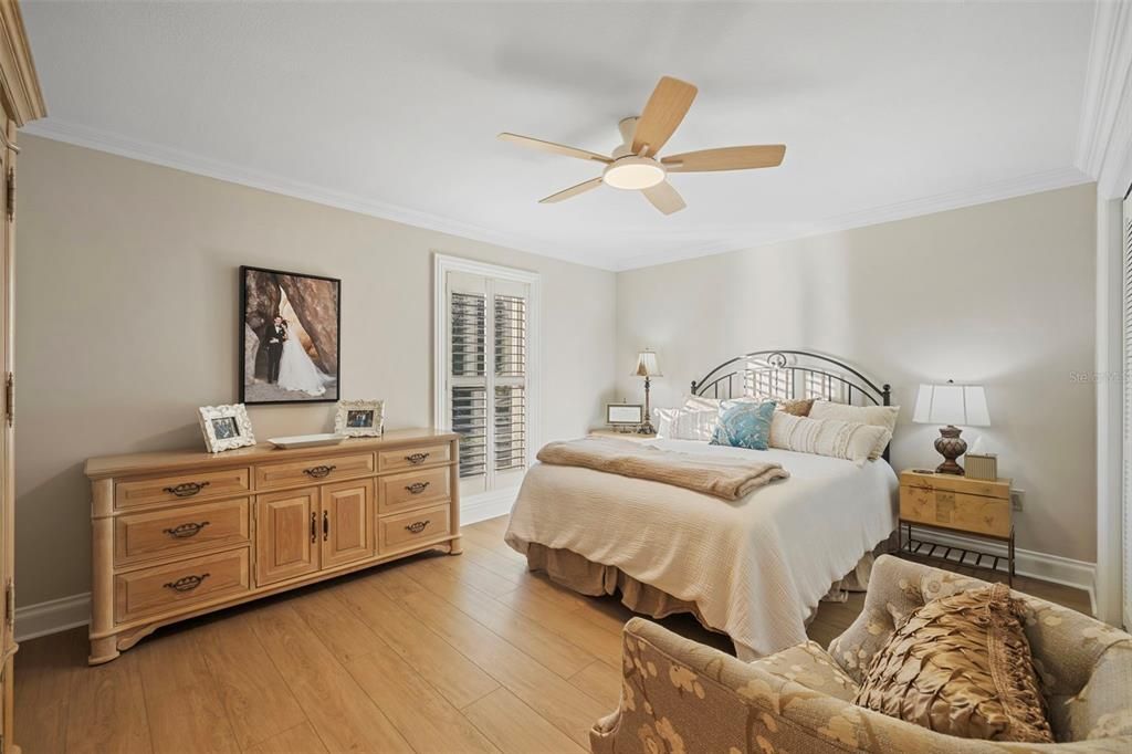 待售: $2,900,000 (5 贝兹, 4 浴室, 5661 平方英尺)