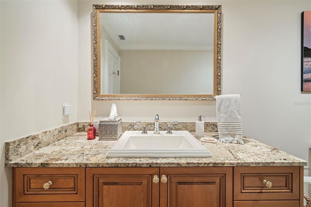 待售: $2,900,000 (5 贝兹, 4 浴室, 5661 平方英尺)