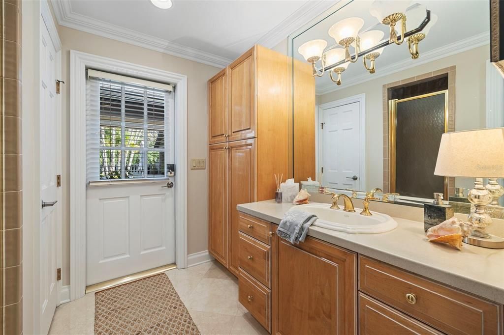 待售: $2,900,000 (5 贝兹, 4 浴室, 5661 平方英尺)