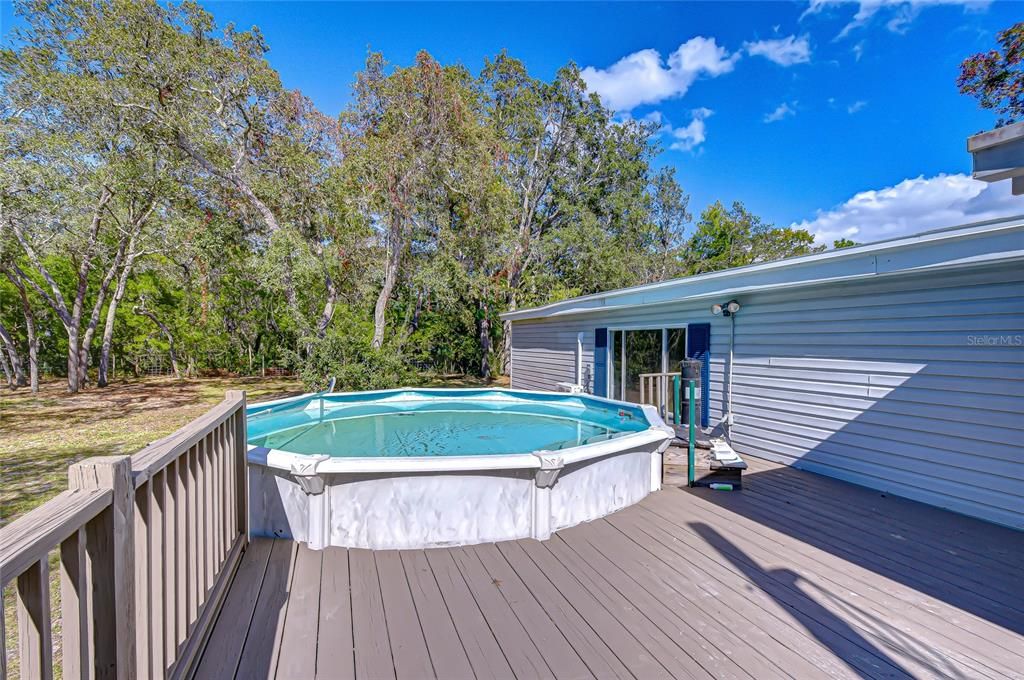 На продажу: $249,995 (2 спален, 2 ванн, 1198 Квадратных фут)