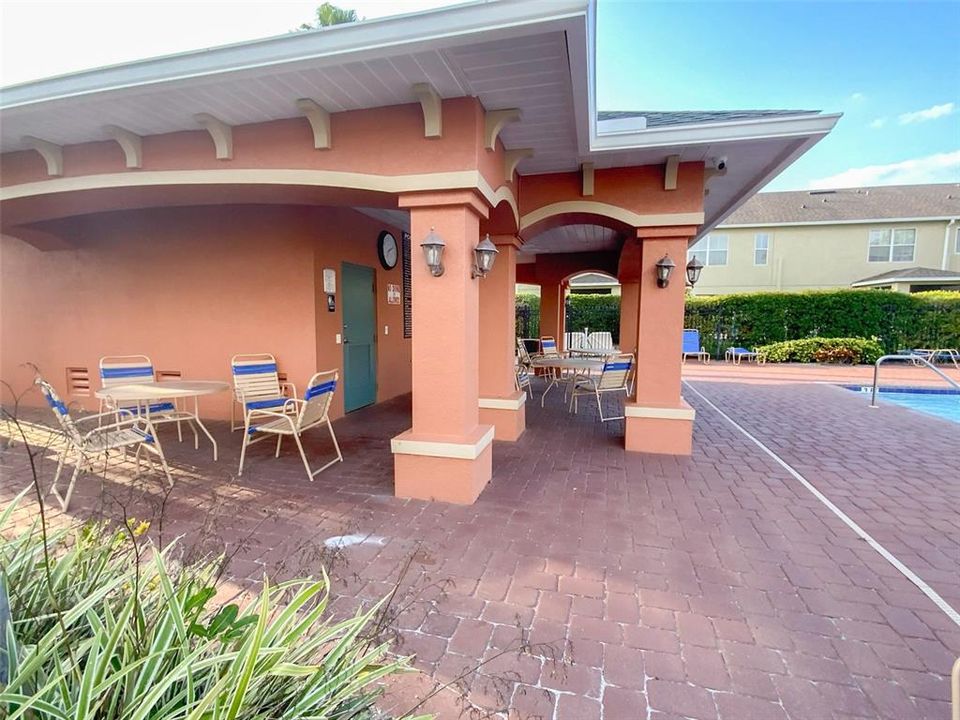 For Rent: $2,400 (3 beds, 2 baths, 1473 Square Feet)