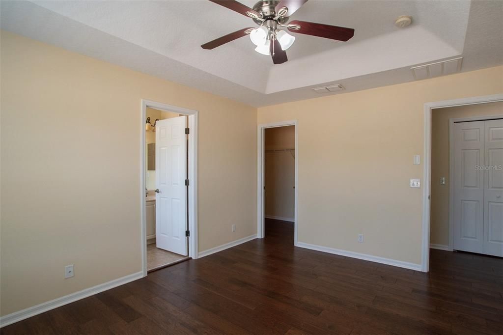 For Rent: $2,400 (3 beds, 2 baths, 1473 Square Feet)