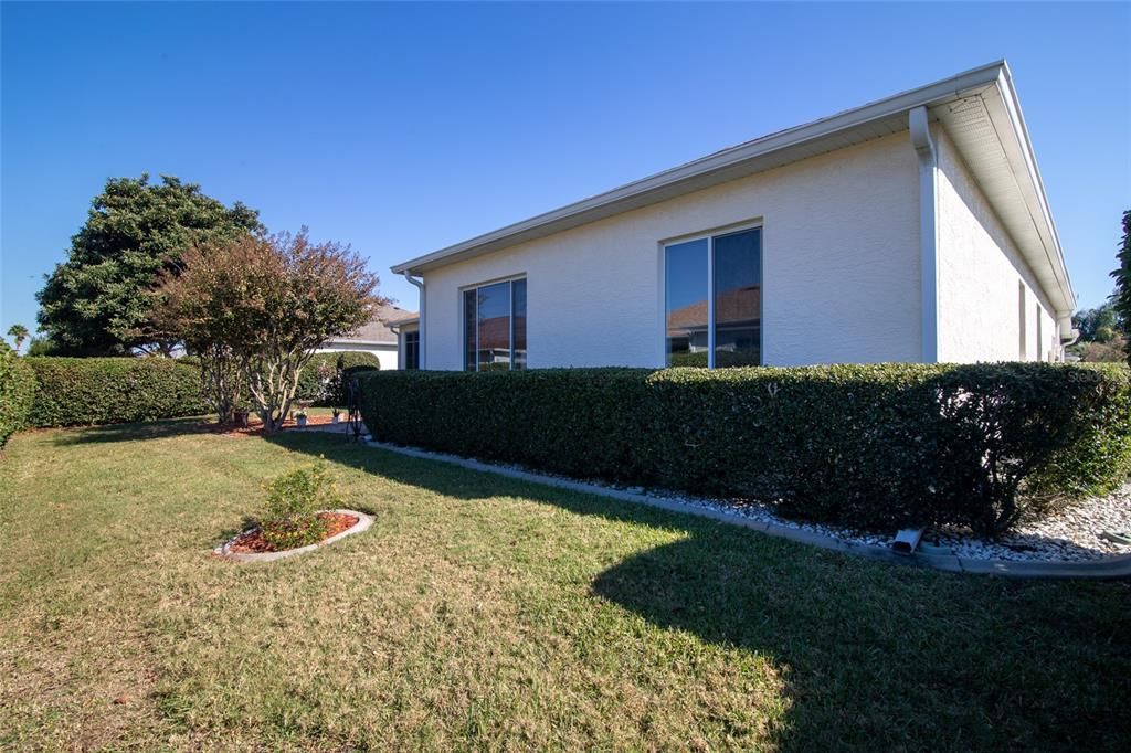 For Sale: $329,900 (3 beds, 2 baths, 2035 Square Feet)