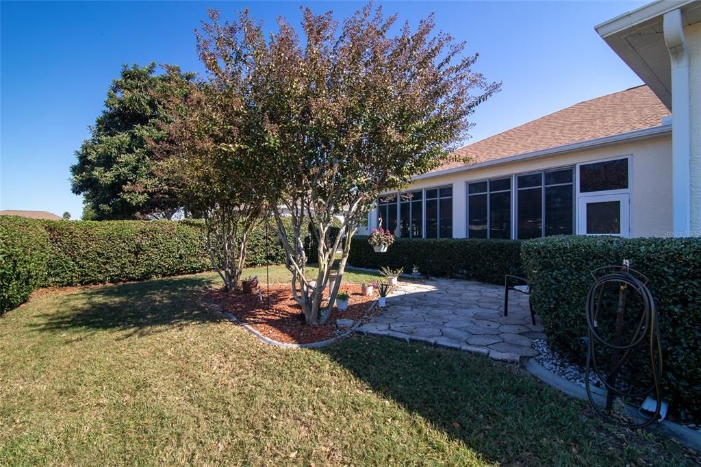 For Sale: $329,900 (3 beds, 2 baths, 2035 Square Feet)