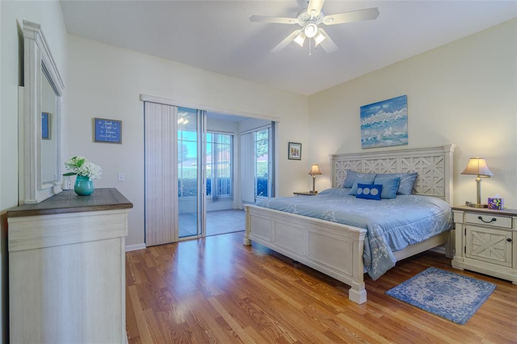 For Sale: $329,900 (3 beds, 2 baths, 2035 Square Feet)