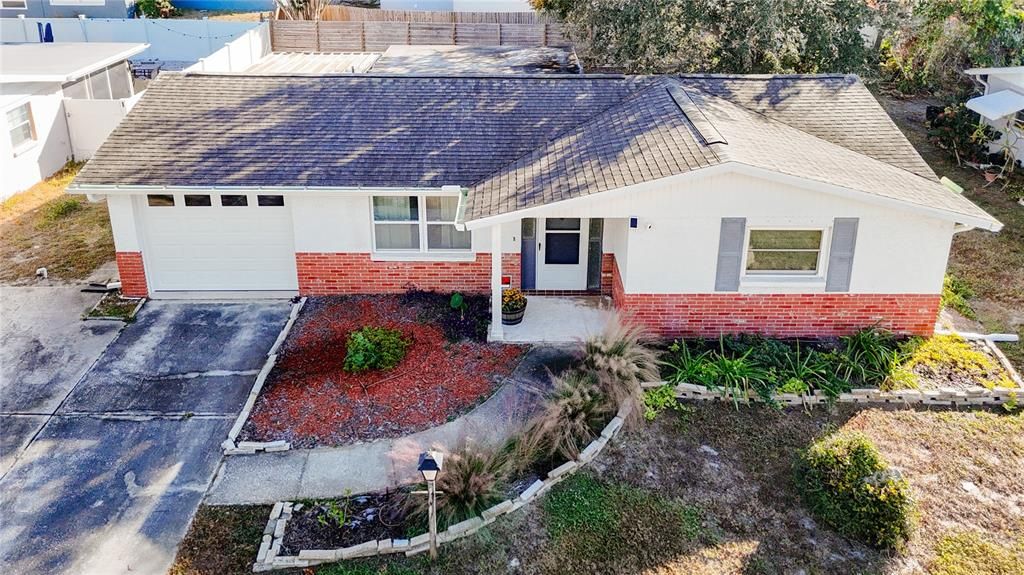 待售: $220,000 (2 贝兹, 1 浴室, 1088 平方英尺)