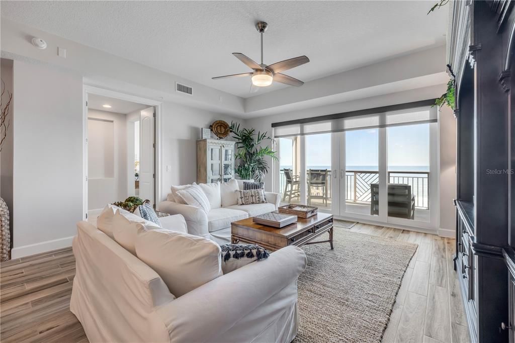 For Sale: $1,895,000 (3 beds, 3 baths, 2011 Square Feet)